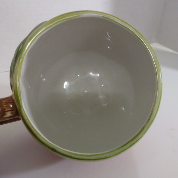 Lindt Apple Ceramic Mug - Picture 6 of 7